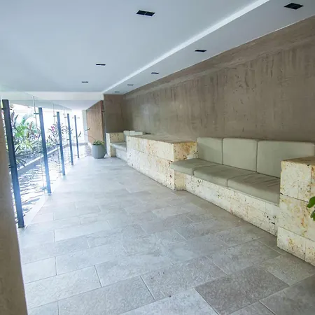 New & Comfortable In Cielo Mar